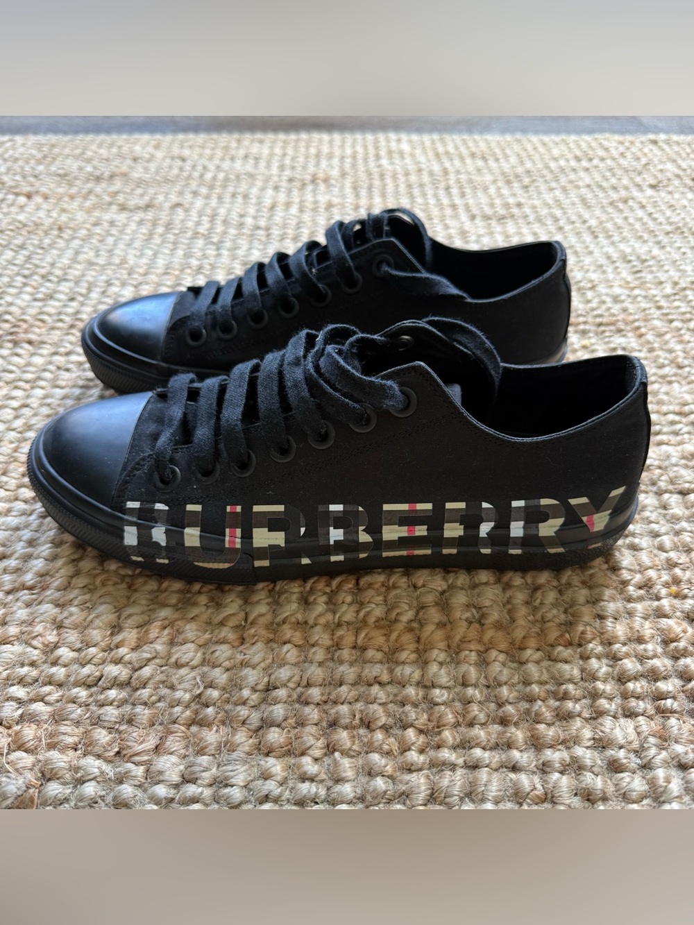 Burberry Larkhall Low-Top Black Canvas Sneakers - Pristine Condition - Picture 4 of 13